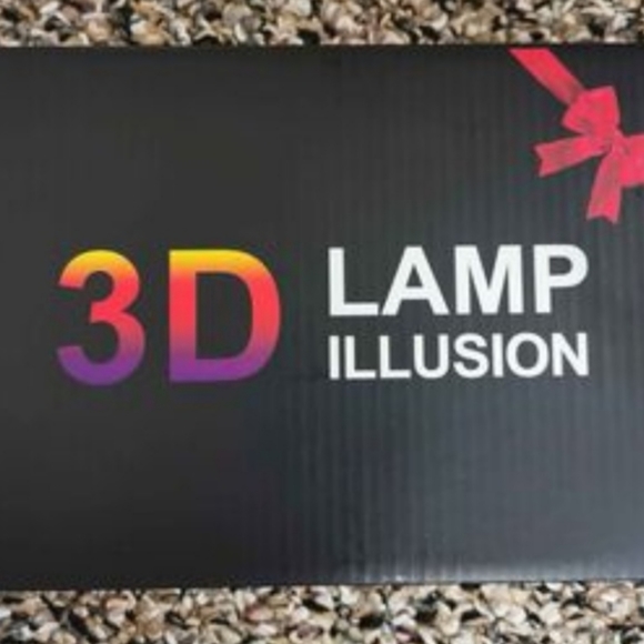 Brand new in box 3d illusion night lamp - Picture 3 of 5